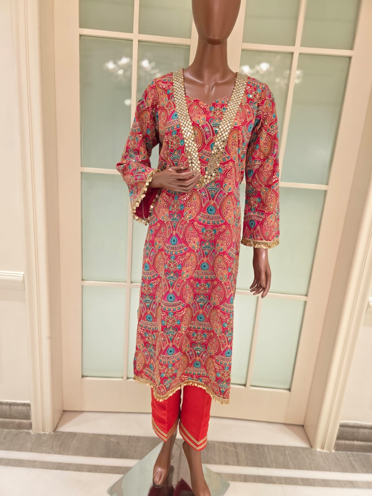 Red Paisley Set